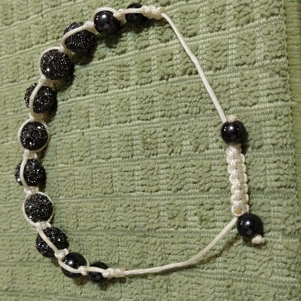 Beaded bracelet, Black Pave CZ beads with Black beads with adjustable macrame. - Picture 4 of 4